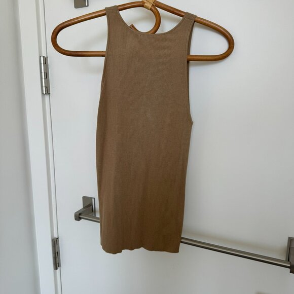 Banana Republic Knit Tank - Picture 3 of 4